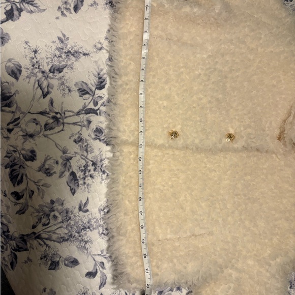 LisaMaree Brand Sherpa Wool Jacket in cream, small - Picture 15 of 16